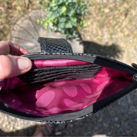 Perlina New York Wristlet - Picture 5 of 6